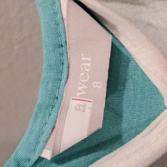 Unique Cut Out Top - Picture 3 of 3